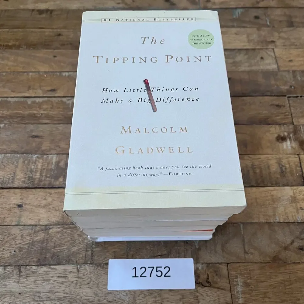Lot of 6 Malcolm Gladwell Paperback and Hardcover Books